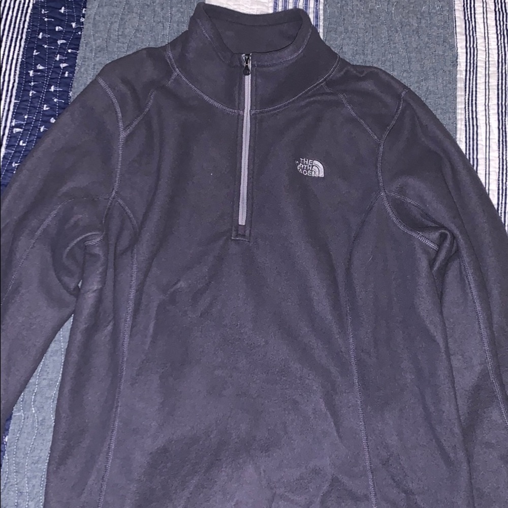 Womens North Face pullover